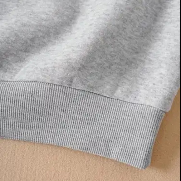 Women’s Gray “Nana” Graphic Crewneck Sweatshirt - Size XL - NWOT - Picture 4 of 5